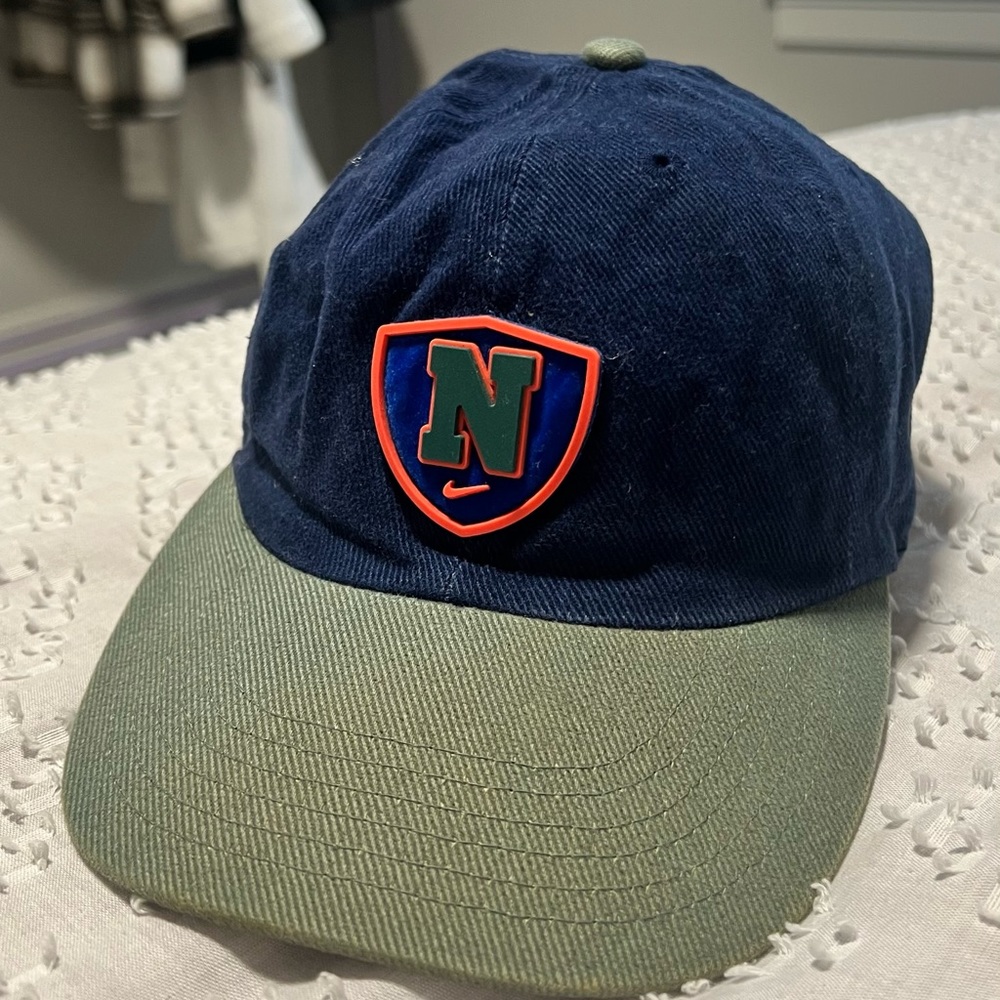 Vintage NIKE snapback cap/hat
